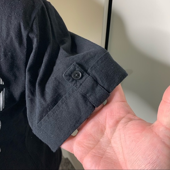 Women’s Taco Bell Bell Graphic T-Shirt - Picture 4 of 9